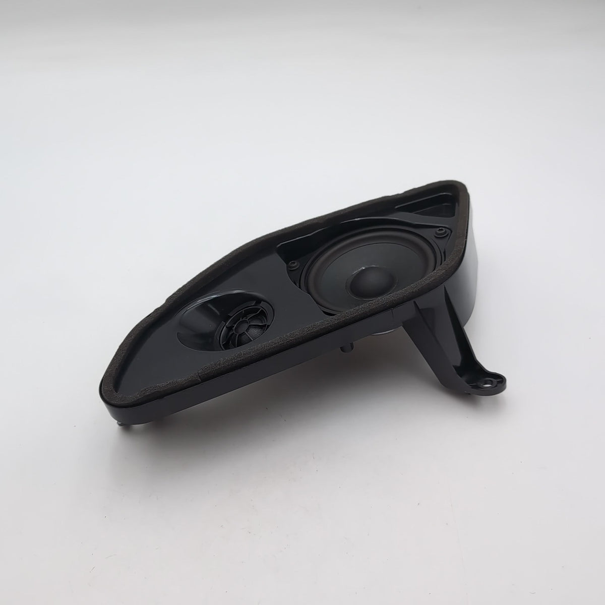 2019 - 2026 BMW X5 Rear Right D Pillar Harman Kardon Speaker Tweeter 2622520