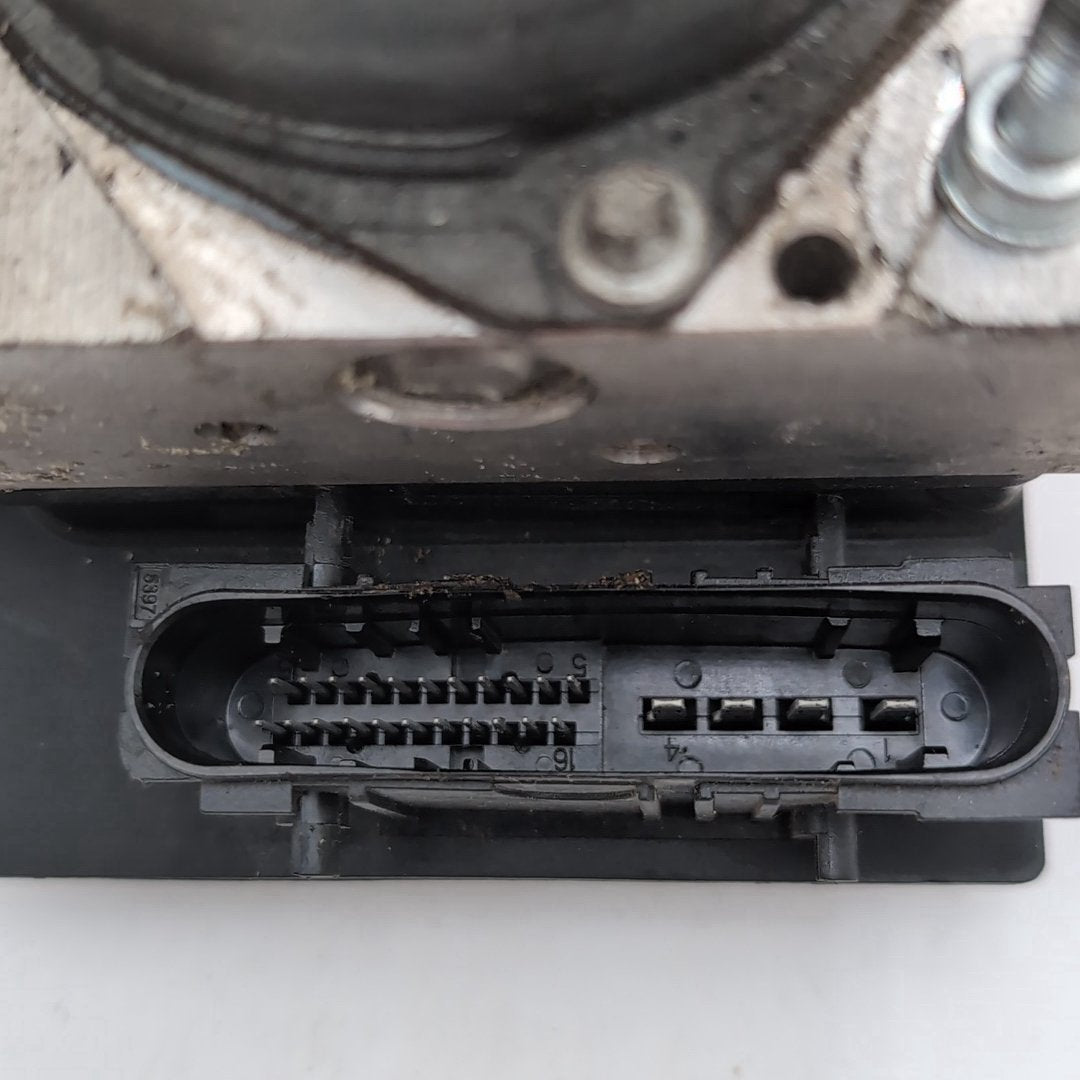 2011- 2014 Nissan Maxima 3.5L ABS Anti-Lock Brake Pump Control Unit 47660ZY90C