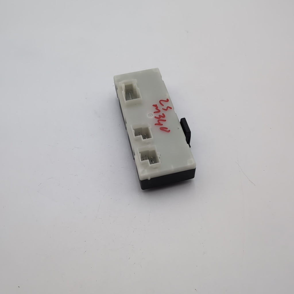 2021 - 2026 BMW G20 G30 M3 X3 X6 X6M Rear Liftgate Trunk Lid Control Module