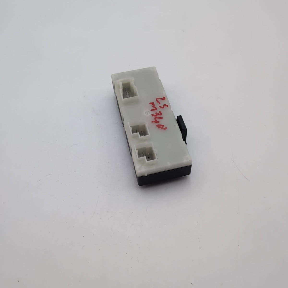 2021 - 2026 BMW G20 G30 M3 X3 X6 X6M Rear Liftgate Trunk Lid Control Module