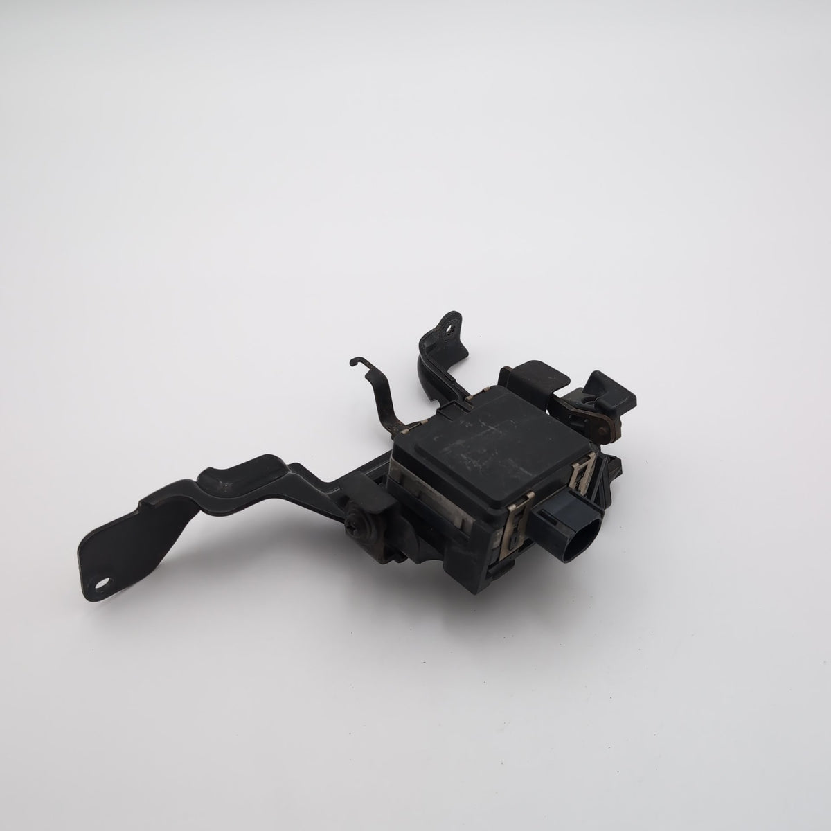 2015 2016 2017 Nissan Murano Front Cruise Distance Radar Sensor 284385AA0A