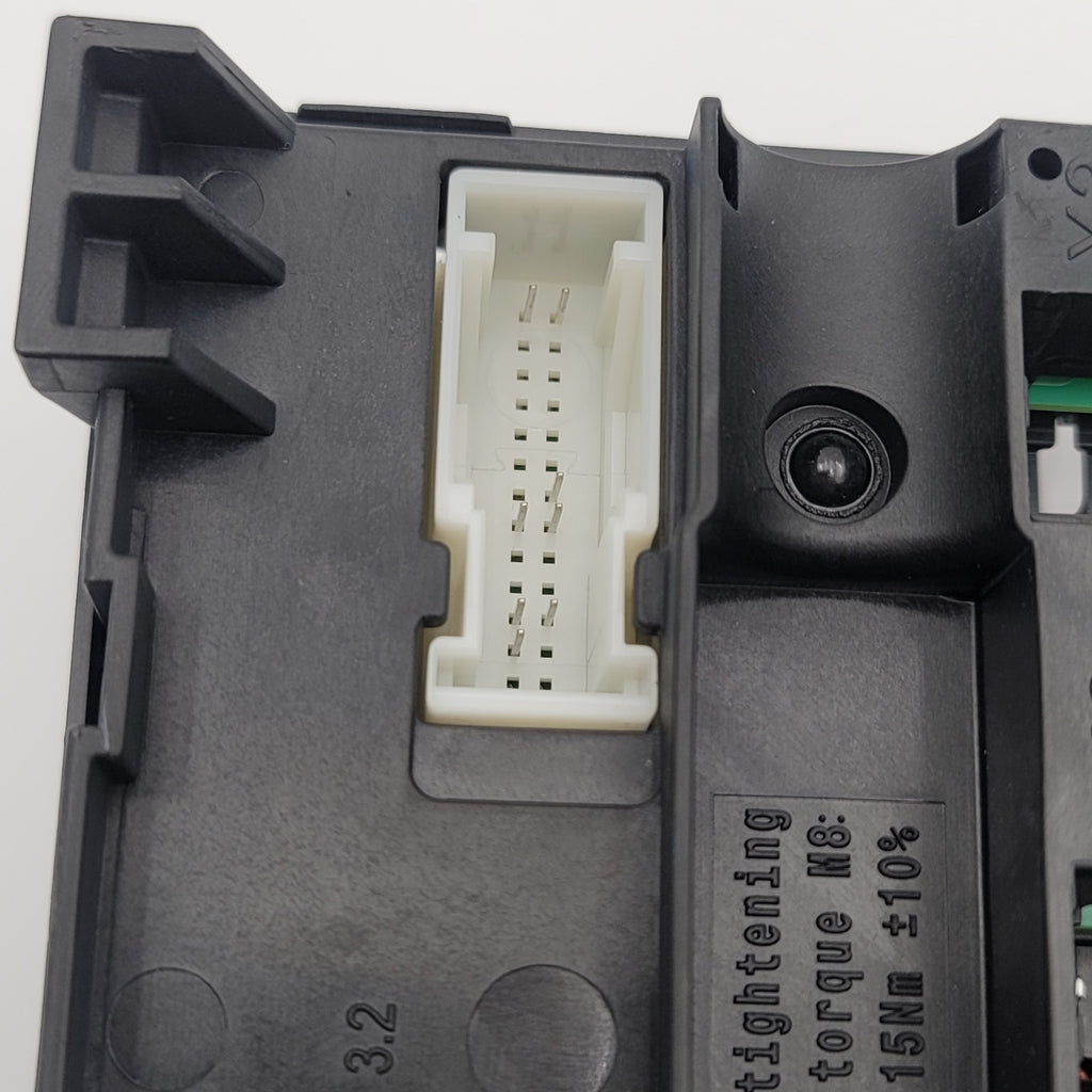 2018- 2023 BMW X4 X3 G02 G01 FUSE BOX REAR CONTROL SWITCH 5A04502 8795478 OEM