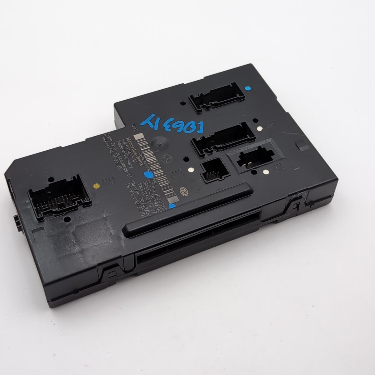 2012 2013 2014 Mercedes W204 C250 SAM Module Relay Fuse Box OEM