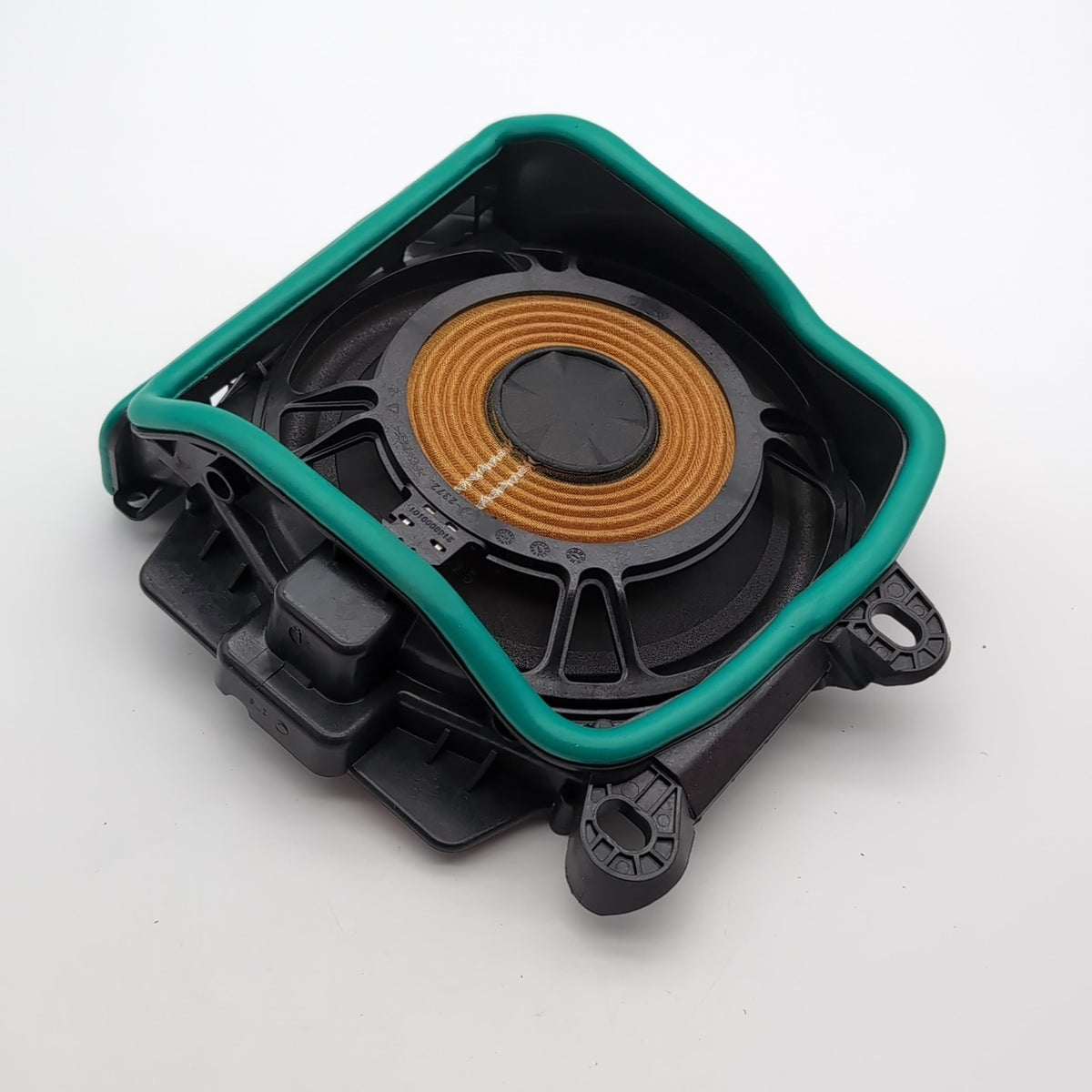 2021 - 2026 BMW G20 G22 G80 G82 G83 Harman Right Bass Subwoofer 2622490