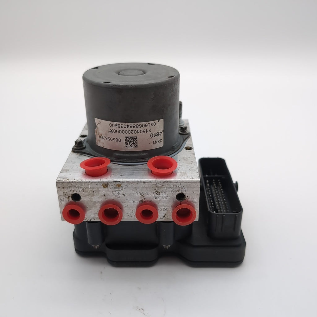 2016 Chevrolet Camaro 3.6L ABS Anti Lock Brake Pump Control Unit 23414640
