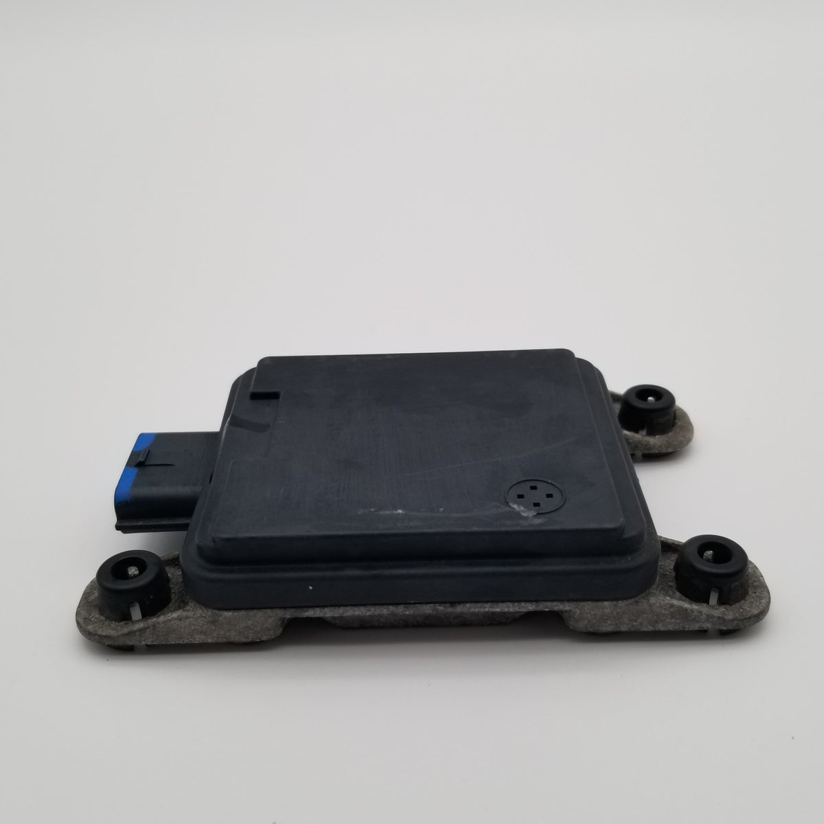 2020 2021 2022 Hyundai Palisade Front Cruise Distance Radar Sensor 99110-S8100