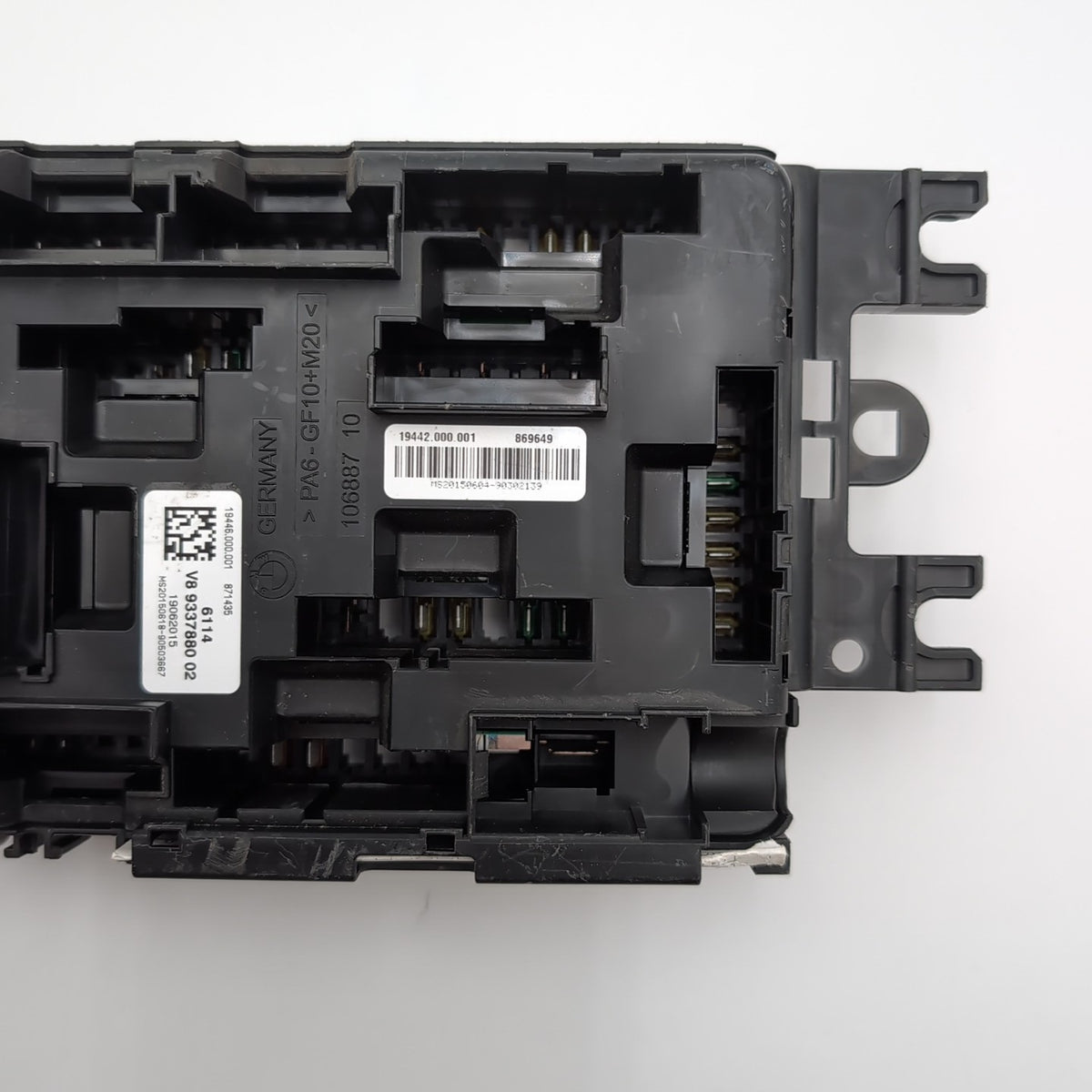 2013- 2016 BMW F30 F32 F34 F36 F80 F82 M3 M4 REAR FUSE RELAY BOX MODULE 9337880