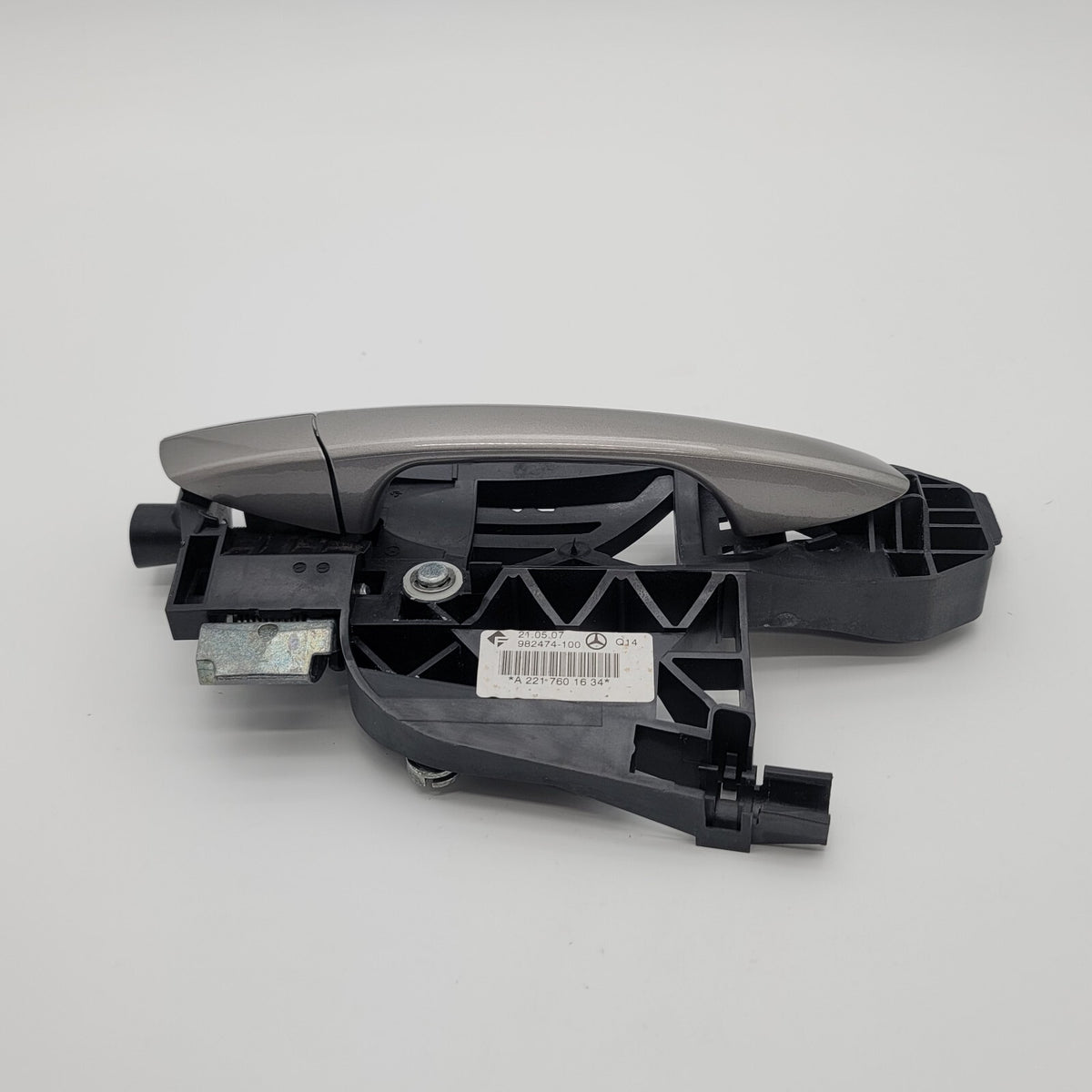 07-13 Mercedes W221 S550 S65 AMG Rear Right Passenger Side Exterior Door Handle