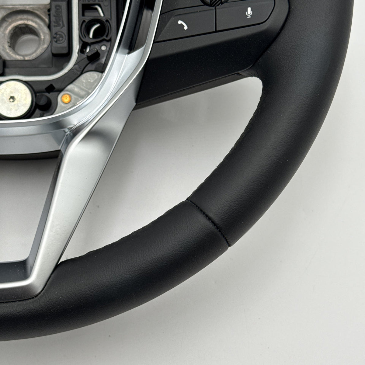 2023 2024 2025 BMW X1 X2 U11 U10 Leather Steering Wheel 9472034