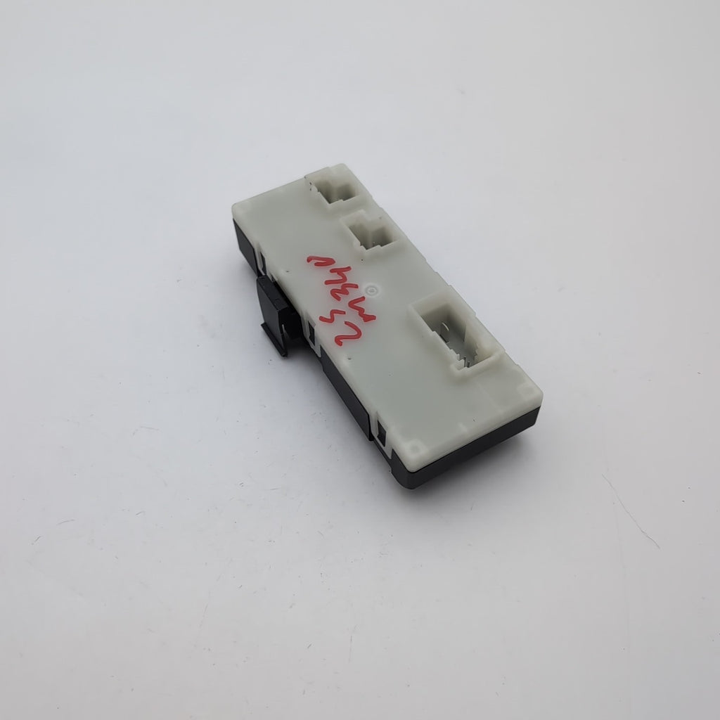 2021 - 2026 BMW G20 G30 M3 X3 X6 X6M Rear Liftgate Trunk Lid Control Module