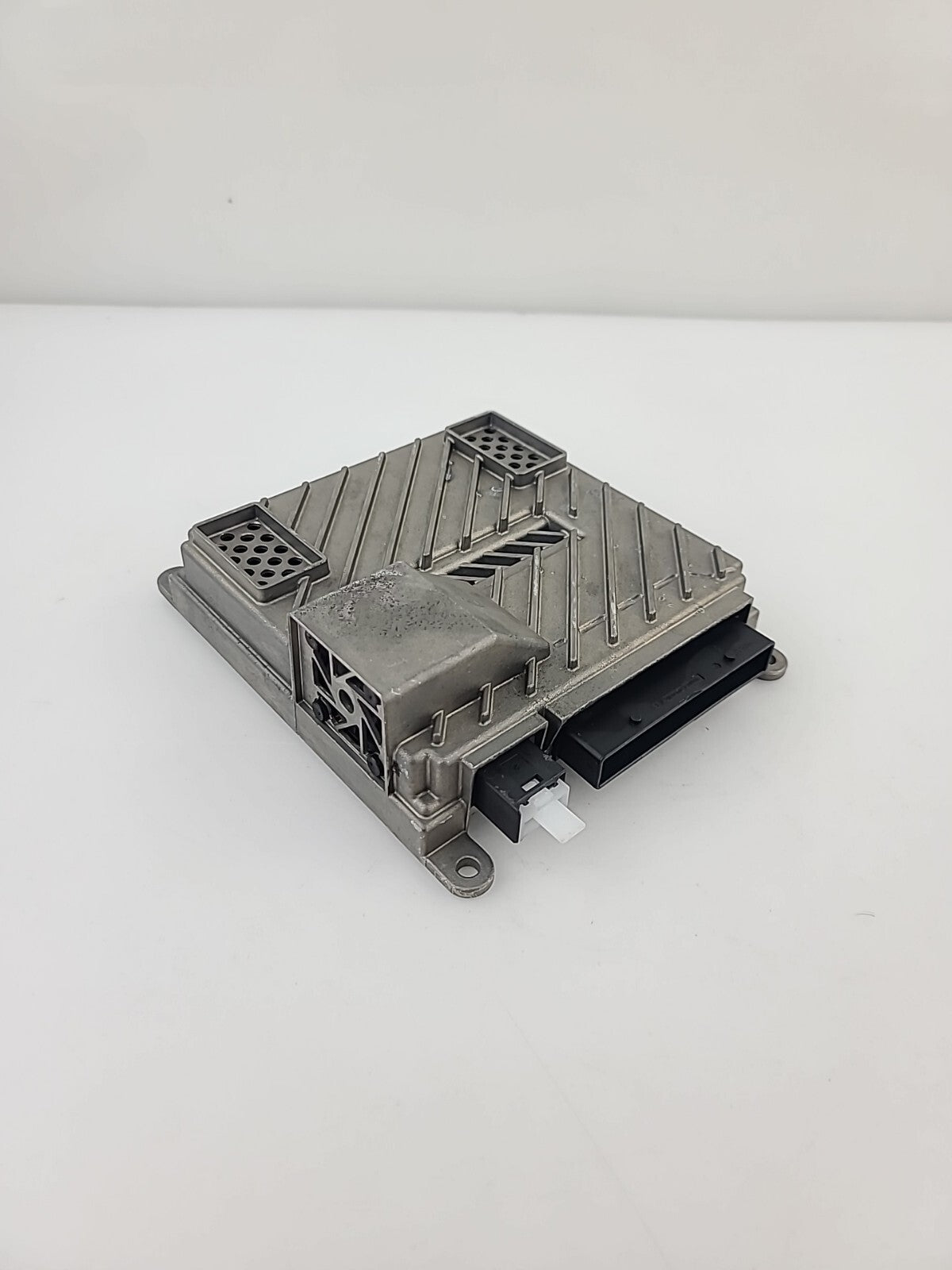 2015-2021 Fits Mercedes-Benz Amp Amplifier Midline Sound E A0009008216 Oem