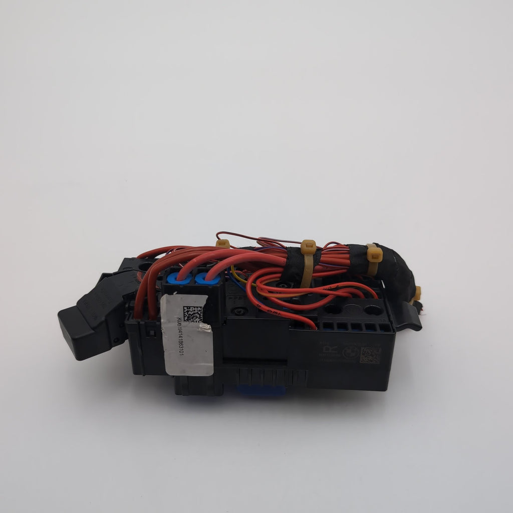 2023 - 2026 BMW X3 G60 G45 G70 G90 Right Power Distribution Fuse Box 5A039C3