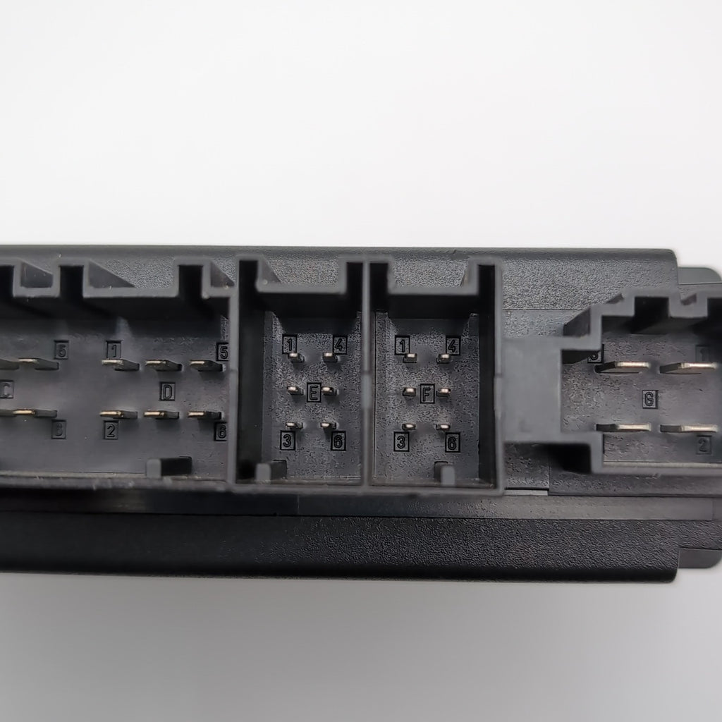 2003- 2006 Porsche Cayenne 955 Front Left Driver Seat Computer Control Module