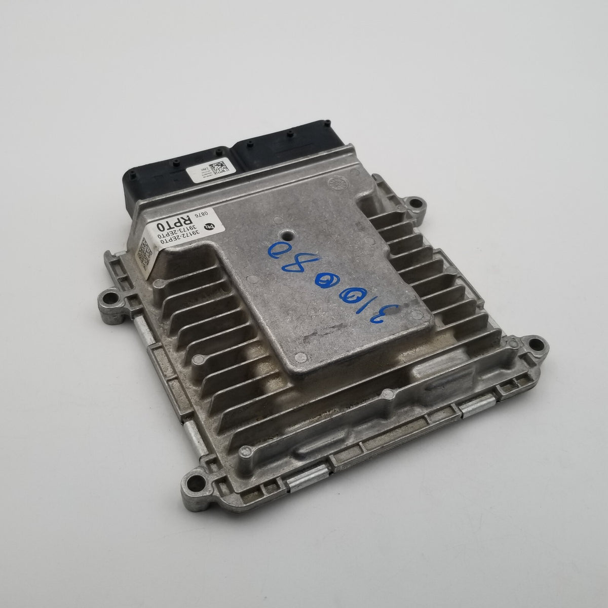2021 2022 Kia Seltos Engine Control Unit ECU 391722EPT0 Module