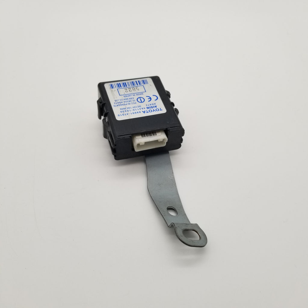 2004- 2009 Toyota Prius Front Door Oscillator Control Module 89991-47010