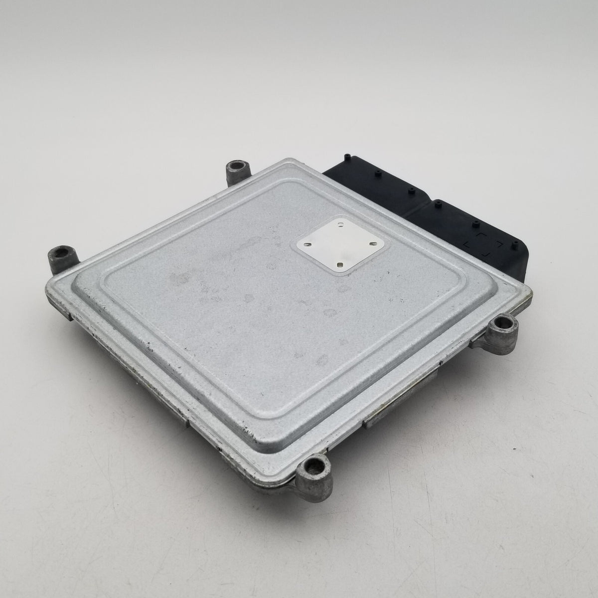 17 18 19 Kia Cadenza 3.3L Engine Computer Control Module ECM ECU OEM 391013LYN0