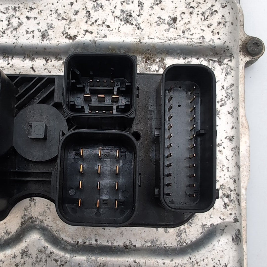 2013 2014 2015 BMW 328i X3 Engine Computer Control Module ECU DME 8639594