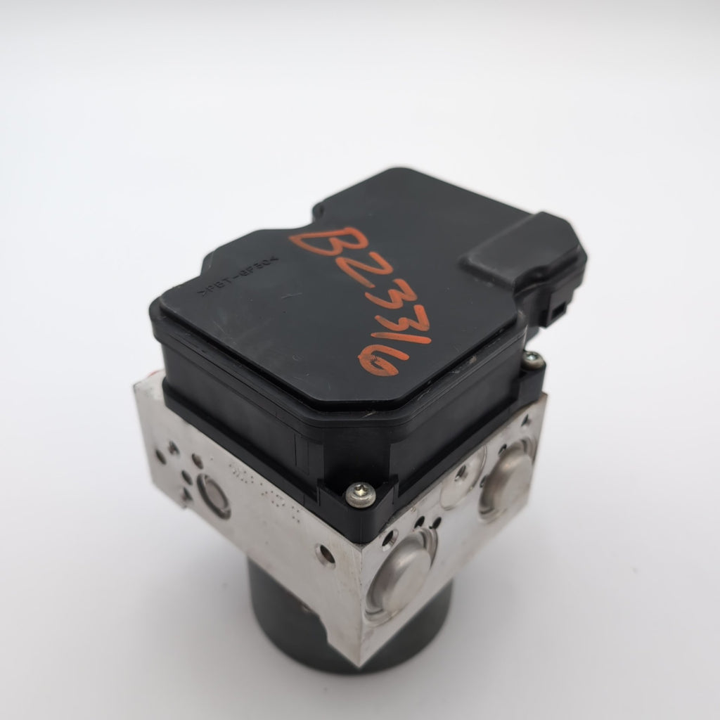 2017 2018 Toyota Rav4 ABS Anti Lock Brake Pump Control Unit OEM 44540-42401