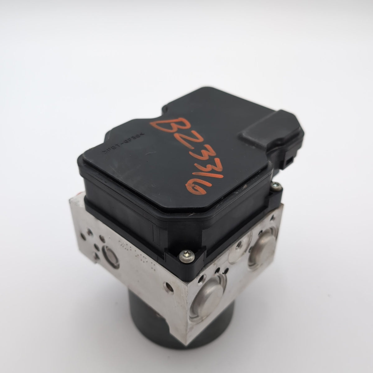 2017 2018 Toyota Rav4 ABS Anti Lock Brake Pump Control Unit OEM 44540-42401