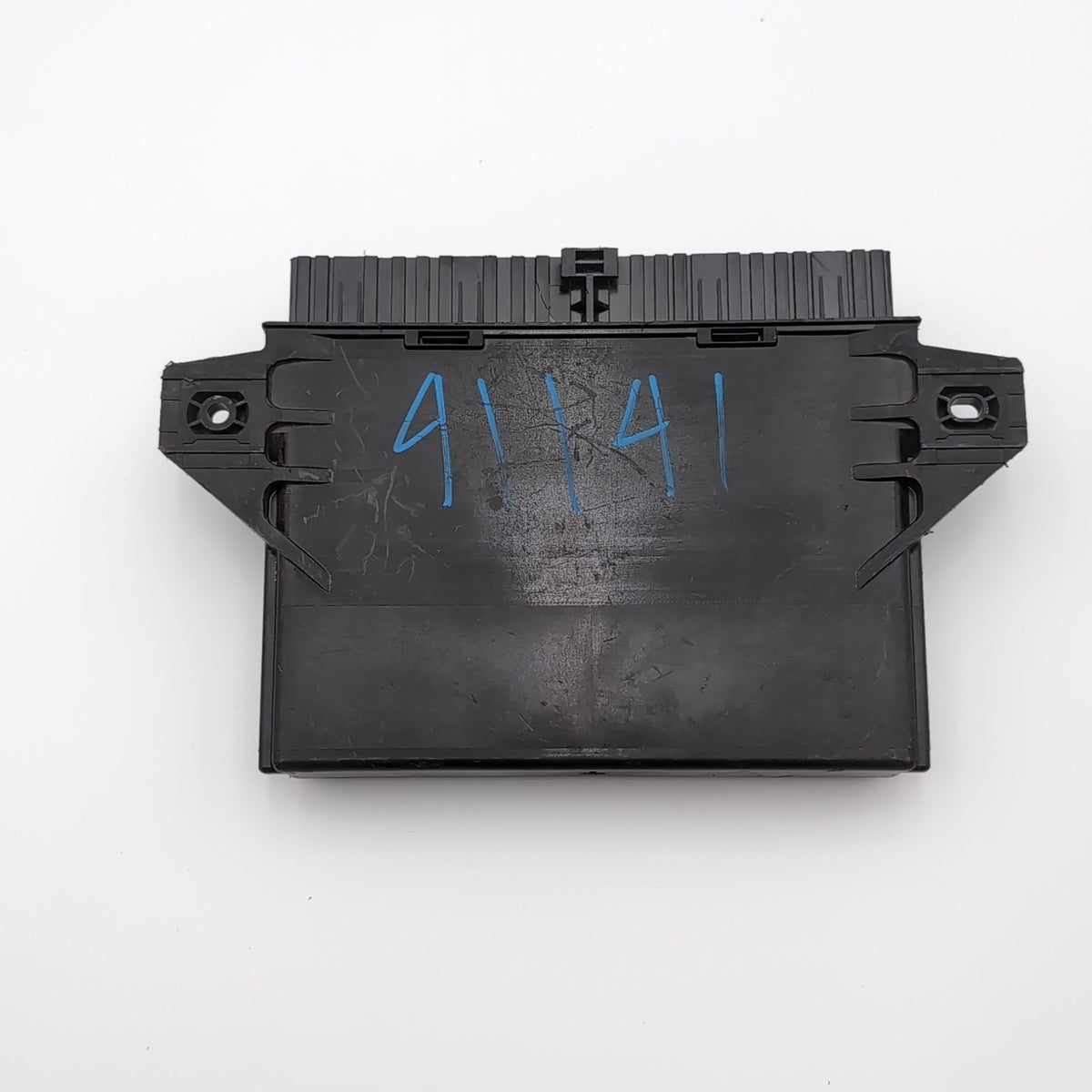 2013 2014 2015 16 FORD ESCAPE THEFT LOCKING KEYLESS ENTRY MODULE AV6N-19G481-AK