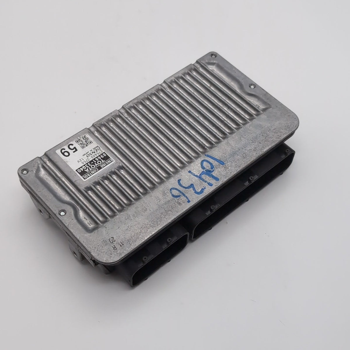 2015 LEXUS ES300H ECM ECU Engine Control Module 89661-33040